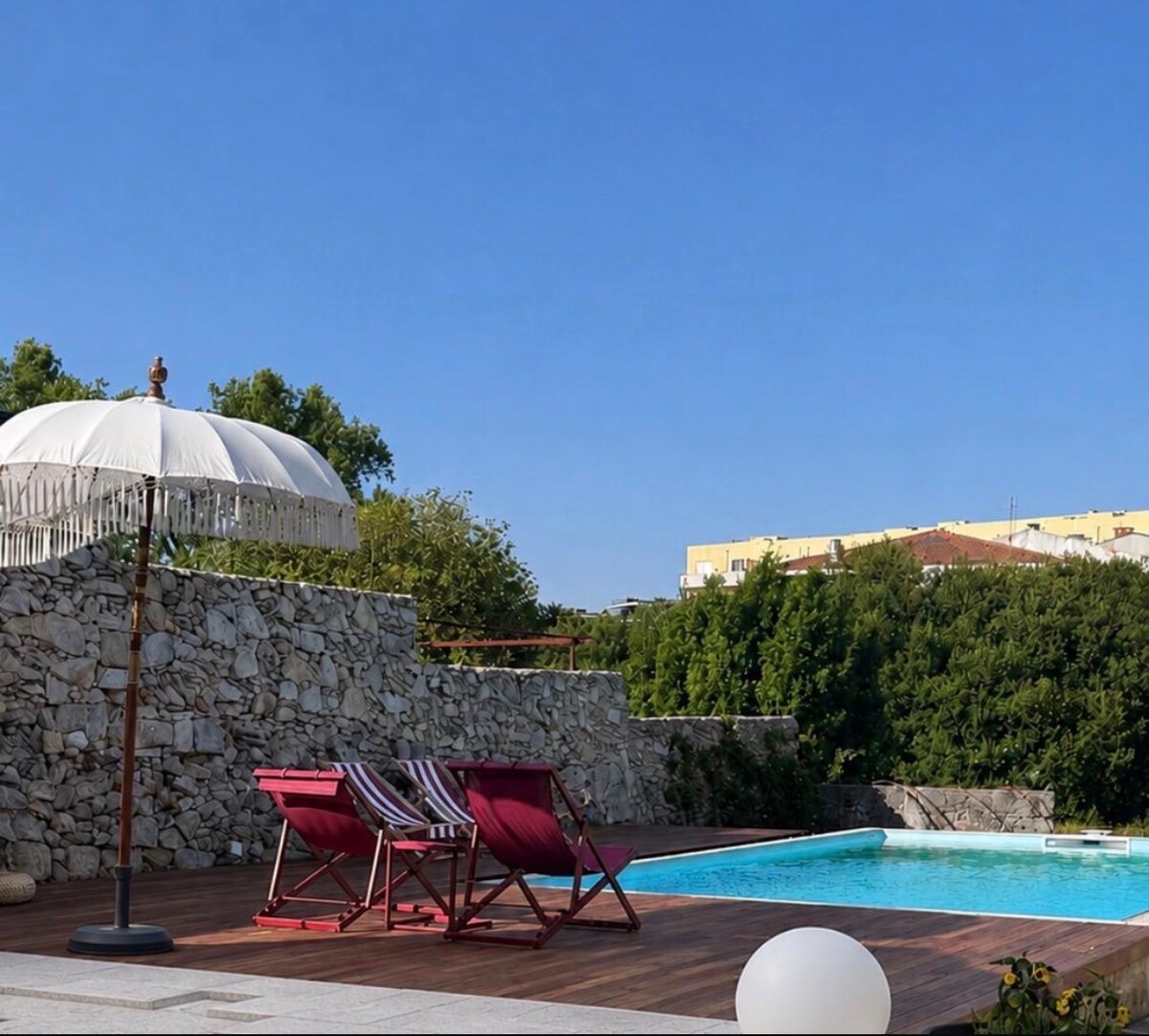 Piscina exterior privada